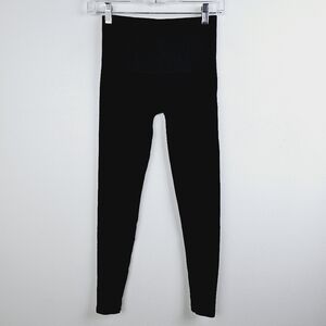 Assets by Spanx Blacking Leggings